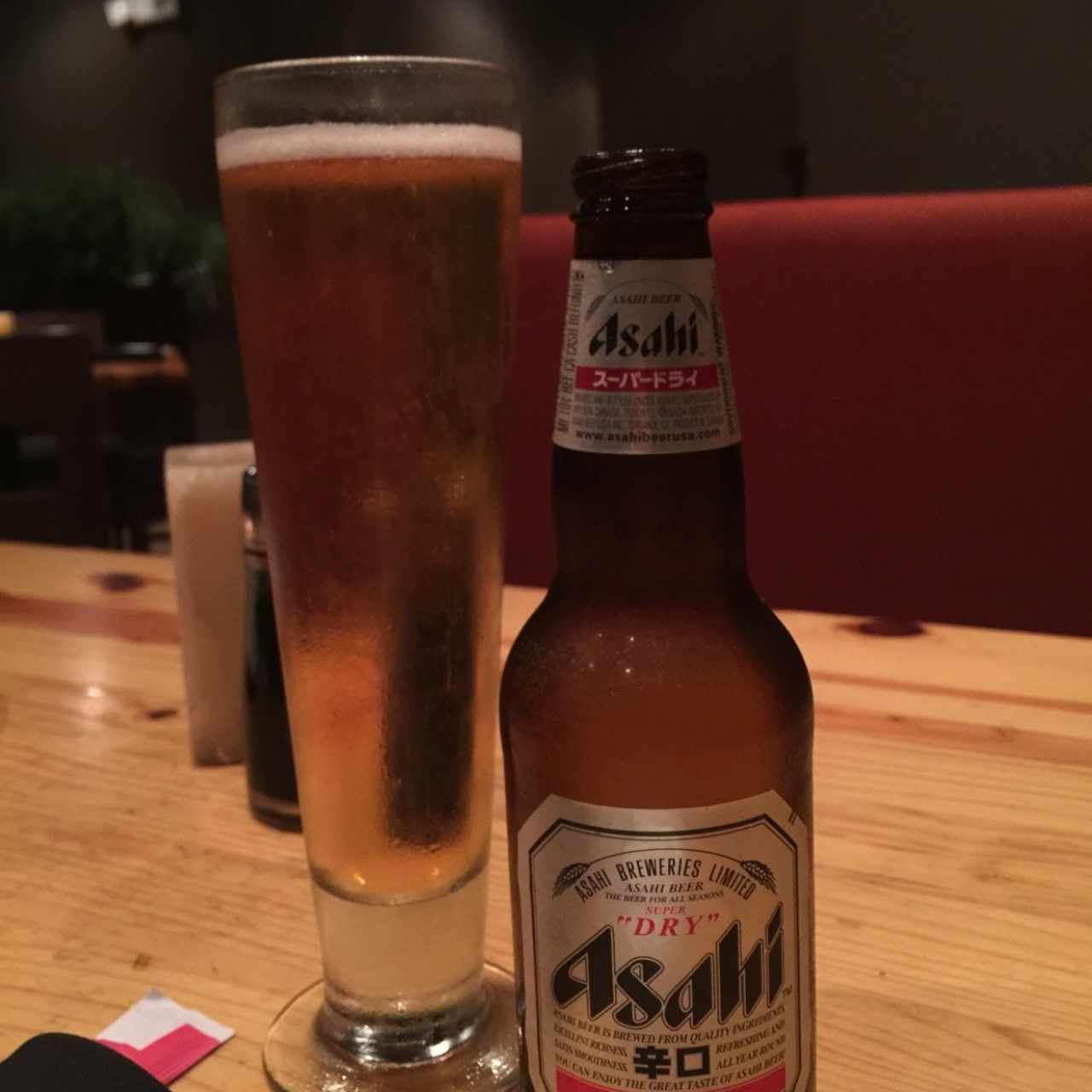 cerveza japonesa excelente. frio y cuerpo perfectos! 