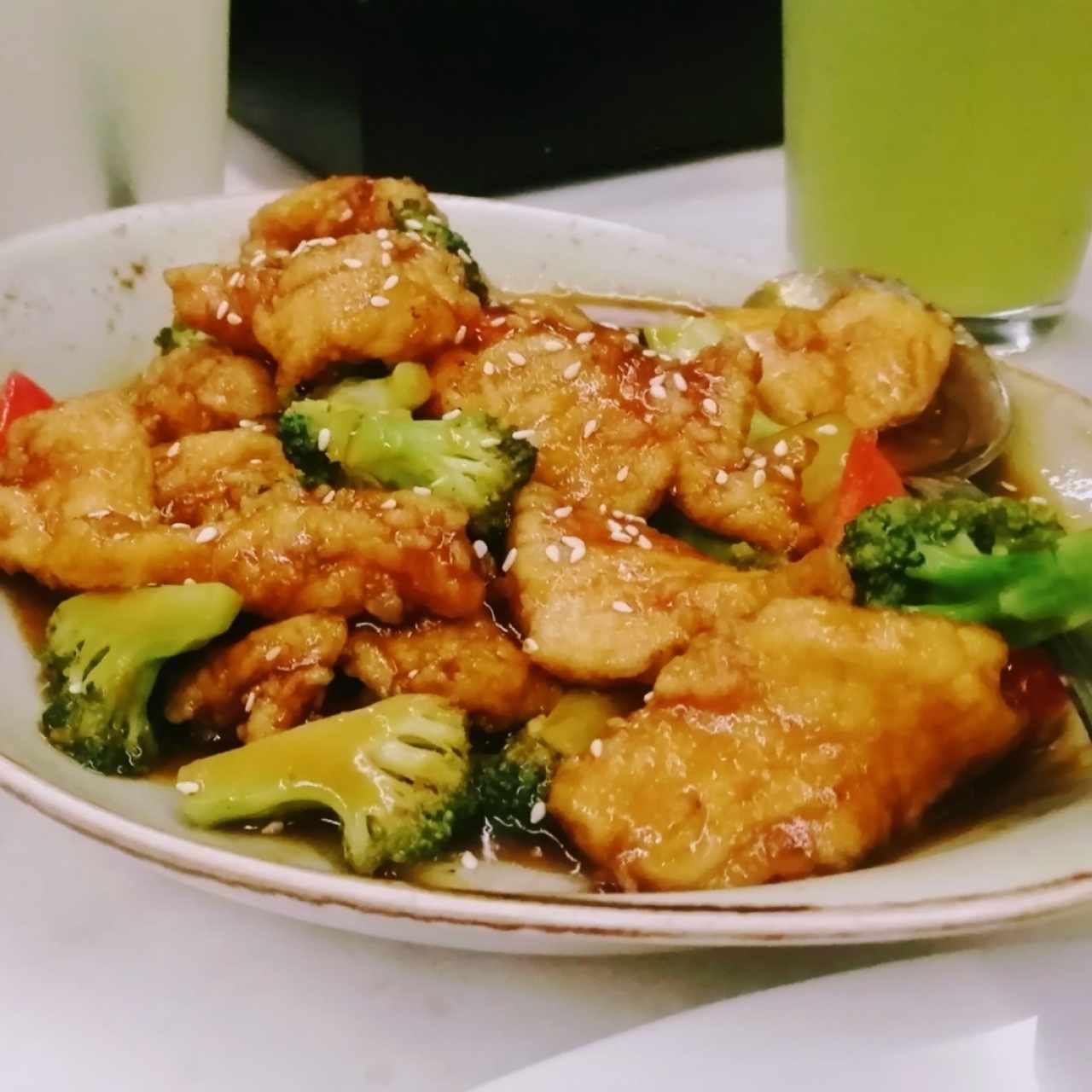 Pollo - Sesame Chicken