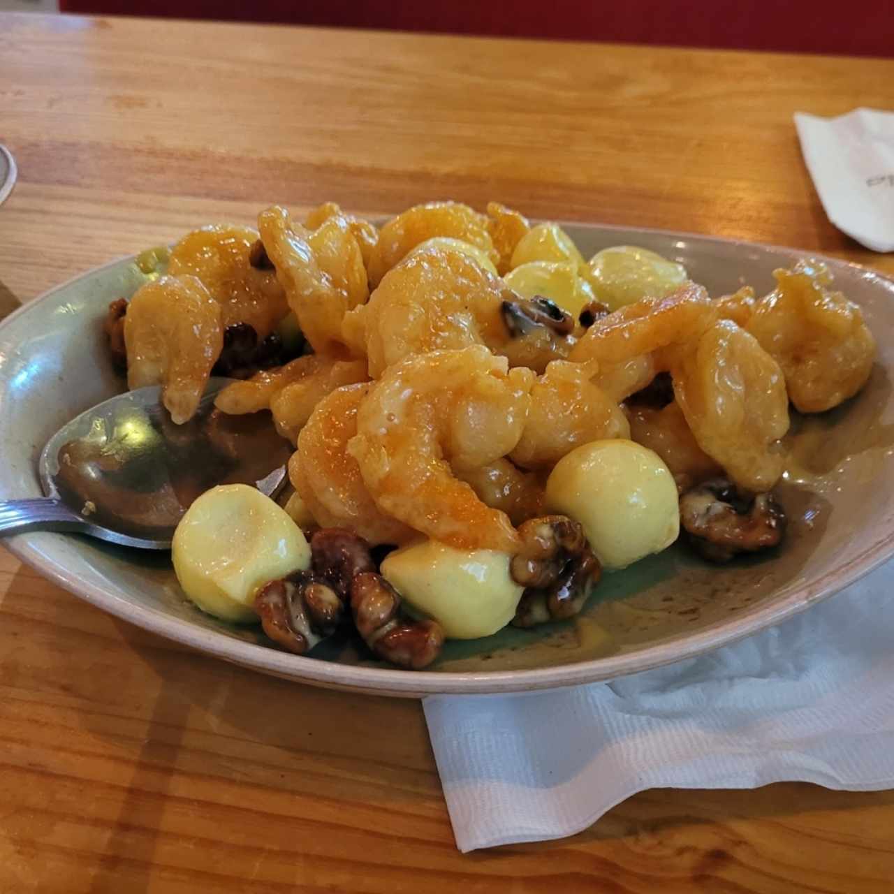 shrim with candied walnuts