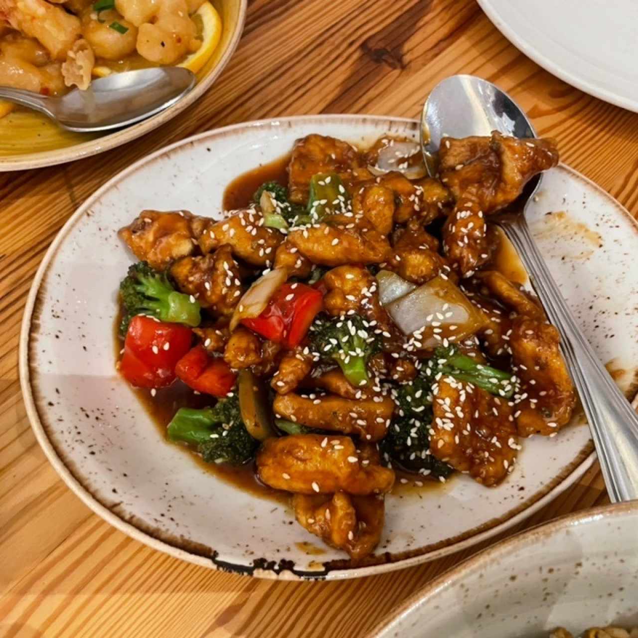 Pollo - Sesame Chicken