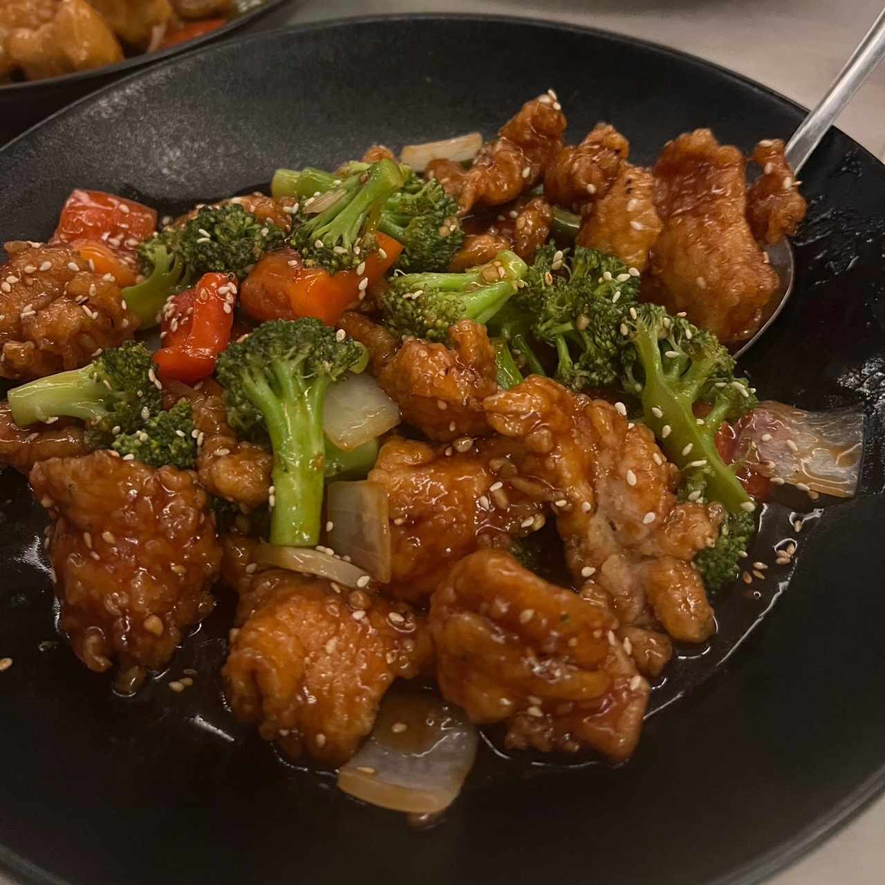 Pollo - Sesame Chicken