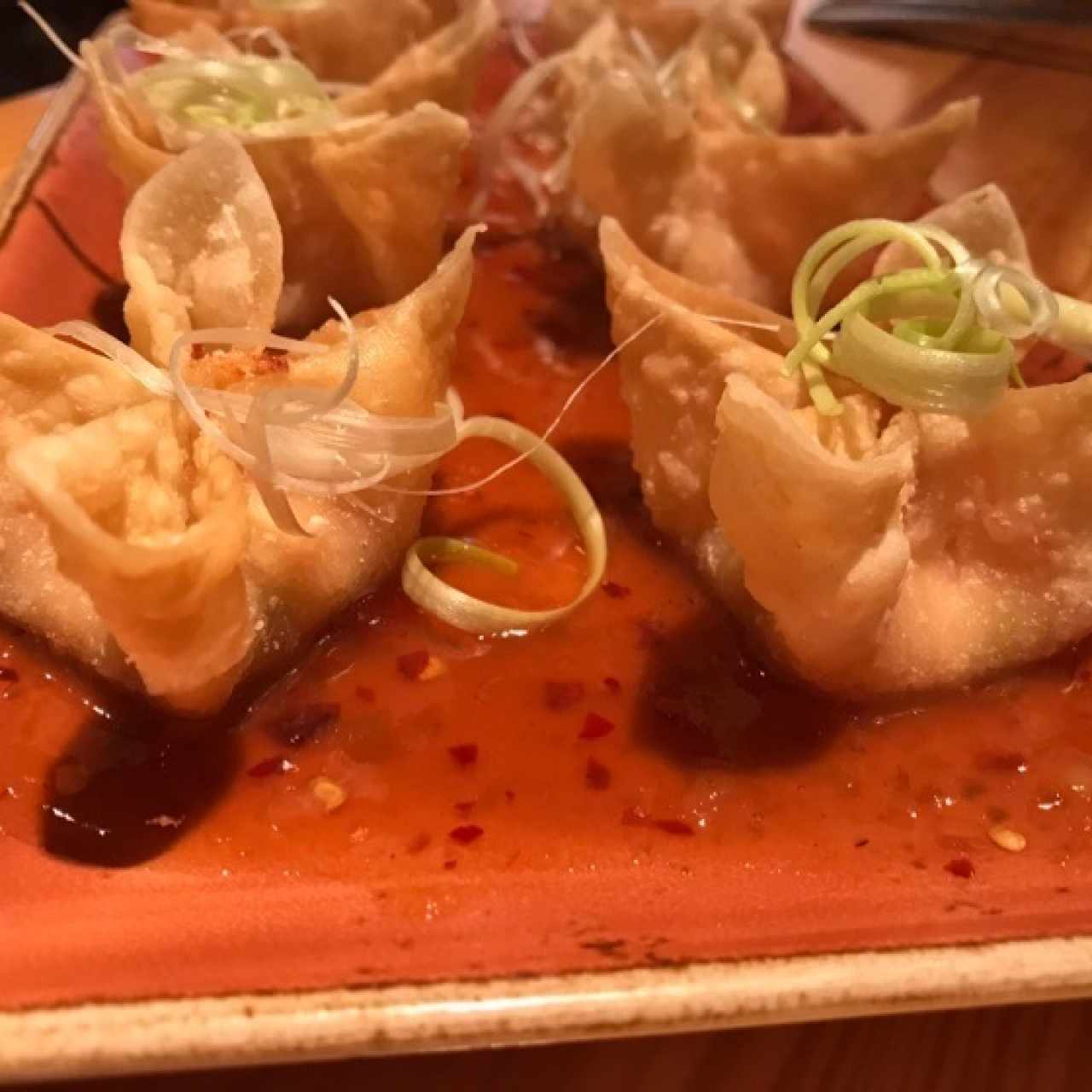 Saquitos de wanton con cangrejo