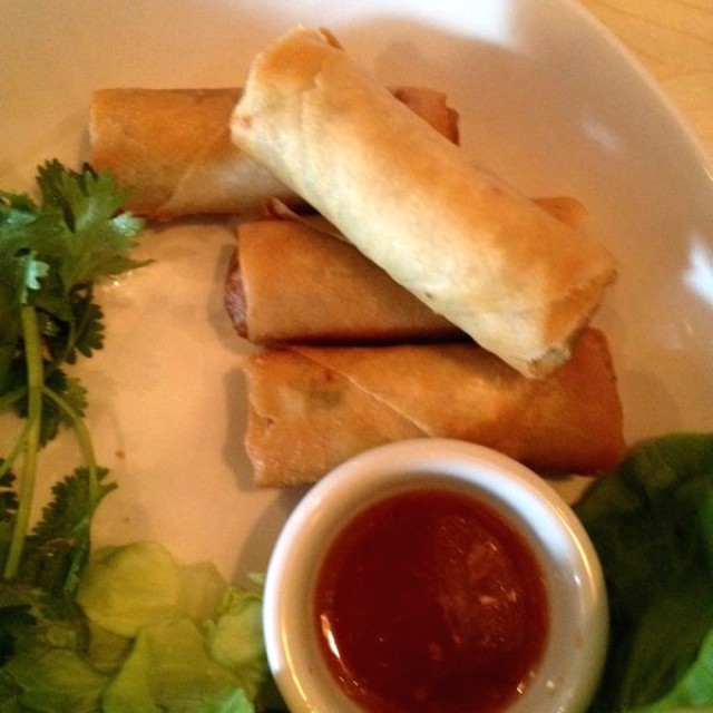 Spring rolls 