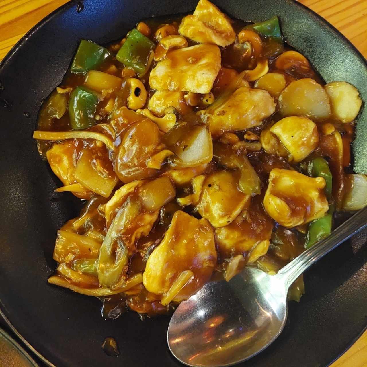 Pollo - Cashew Chicken