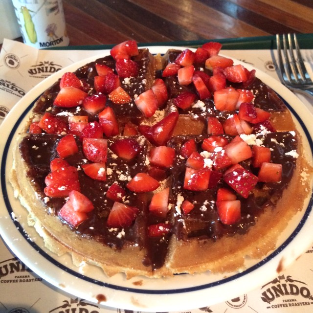 Waffle con Nutella y Fresas