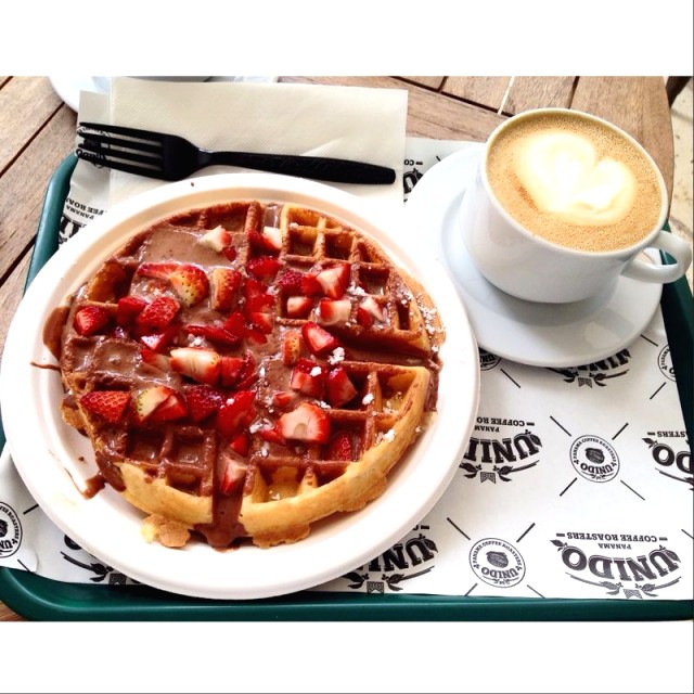 Waffle con nutella y fresas