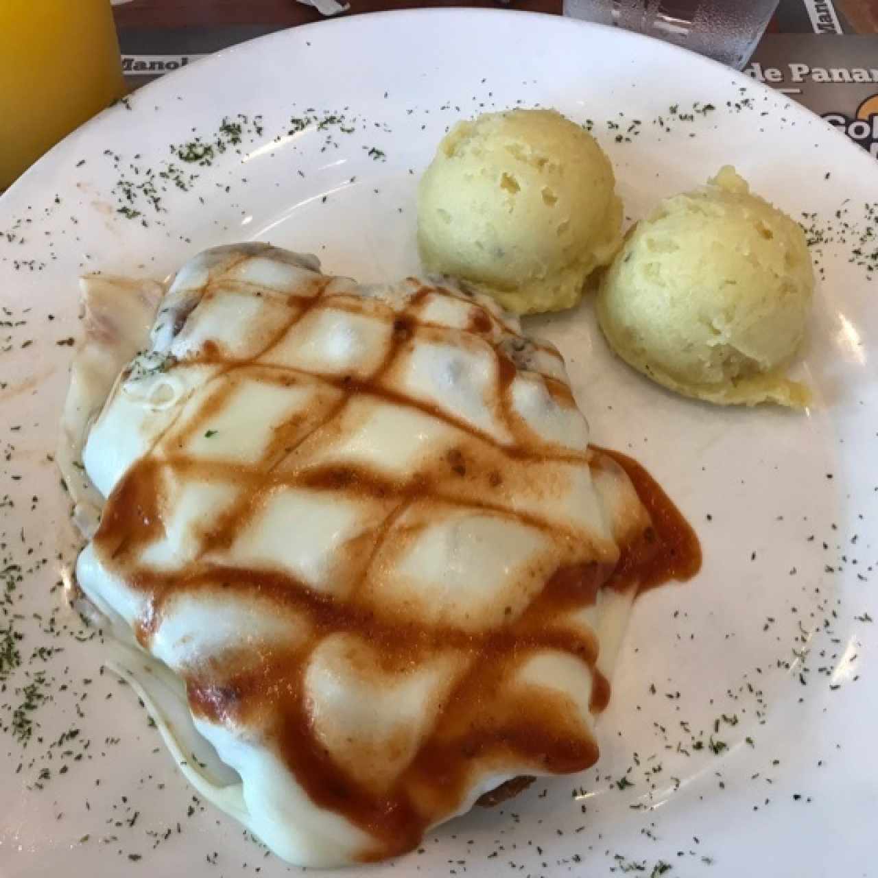 Milanesa de Res a la Parmesana