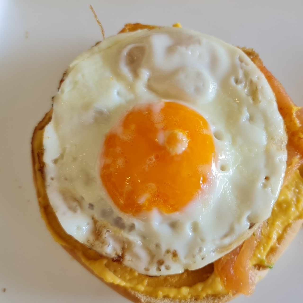 Huevos Benedictos con Salmón 