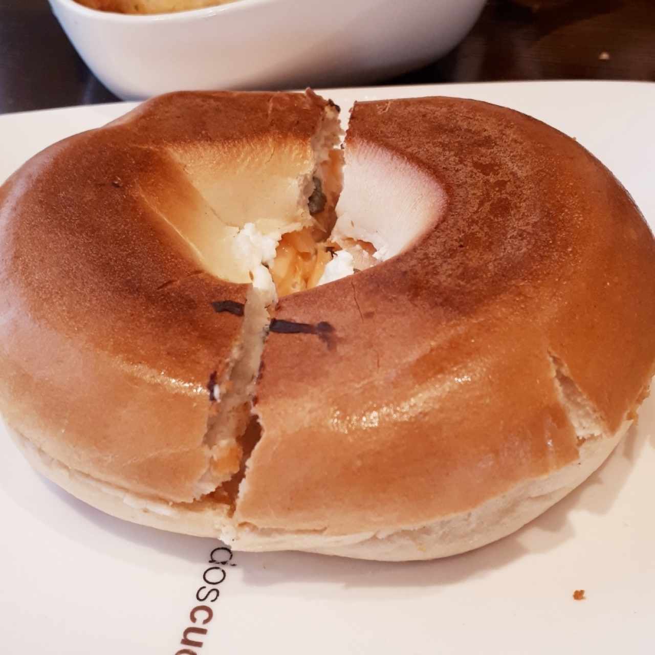 bagel de salmón