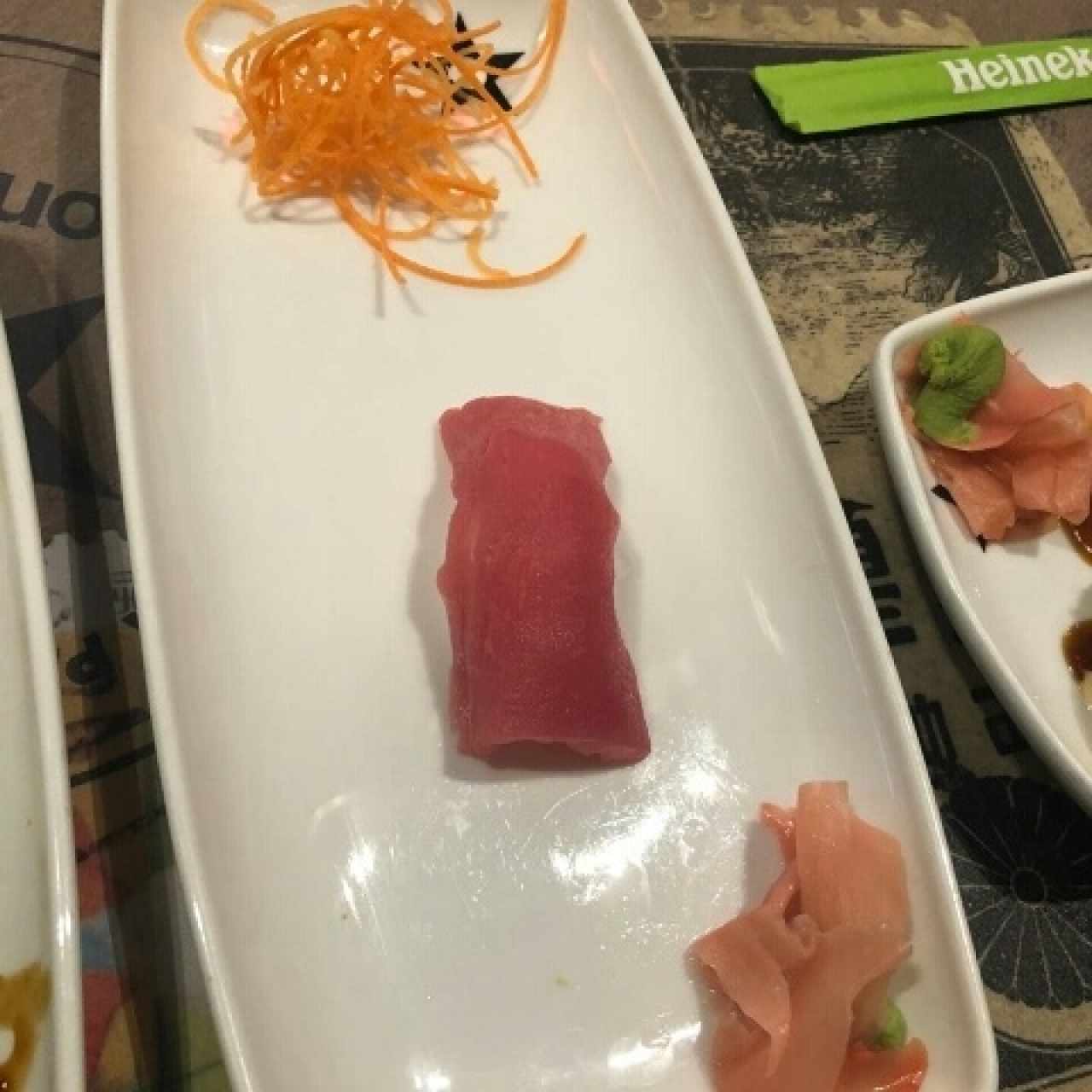 Nigiri de atun fresco