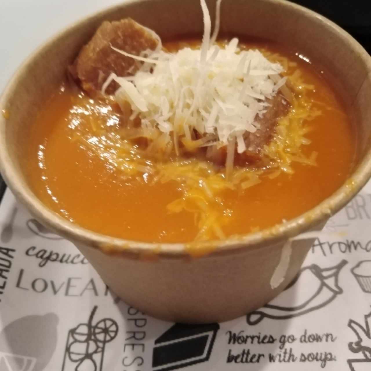 Sopa tomate 