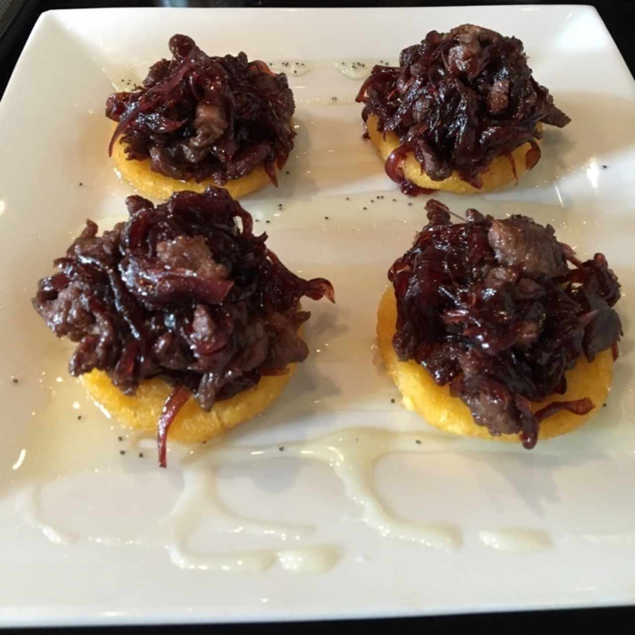 bistec caramelezo (tapas)