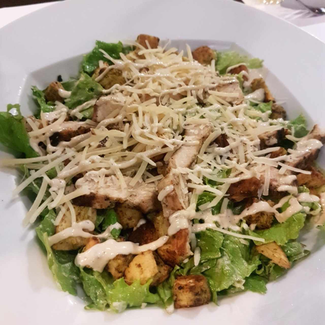 Ensalada Cesar con Pollo