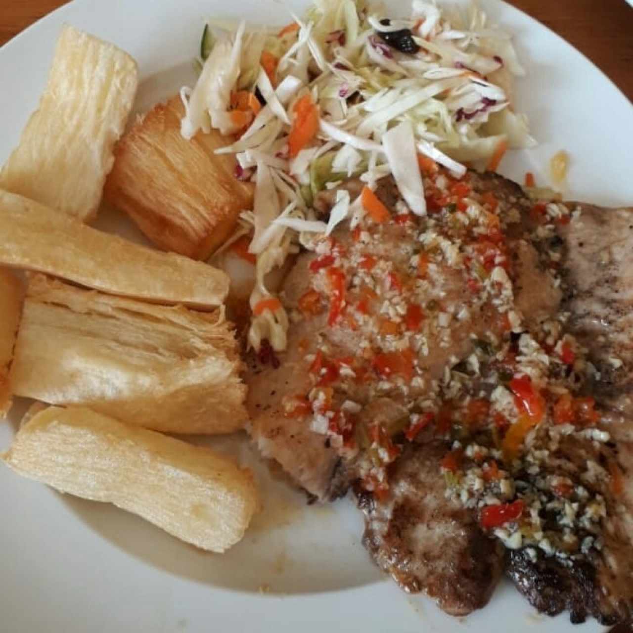 filete de corvinata al ajillo