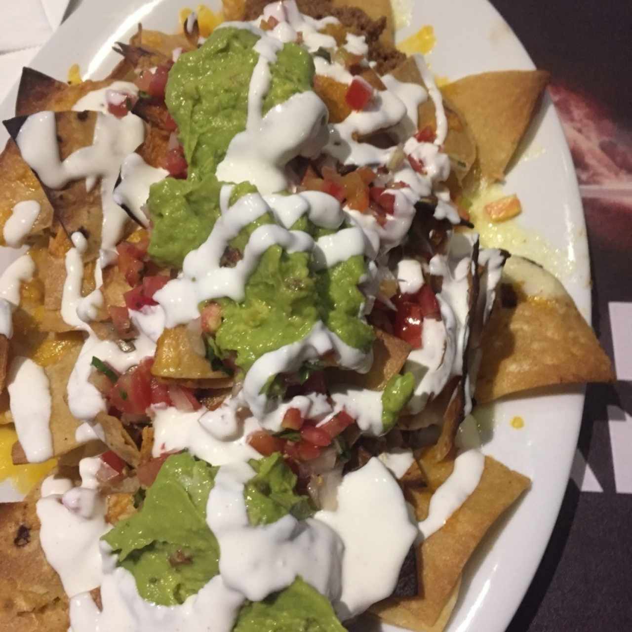 NACHOS DE POLLO O CARNE