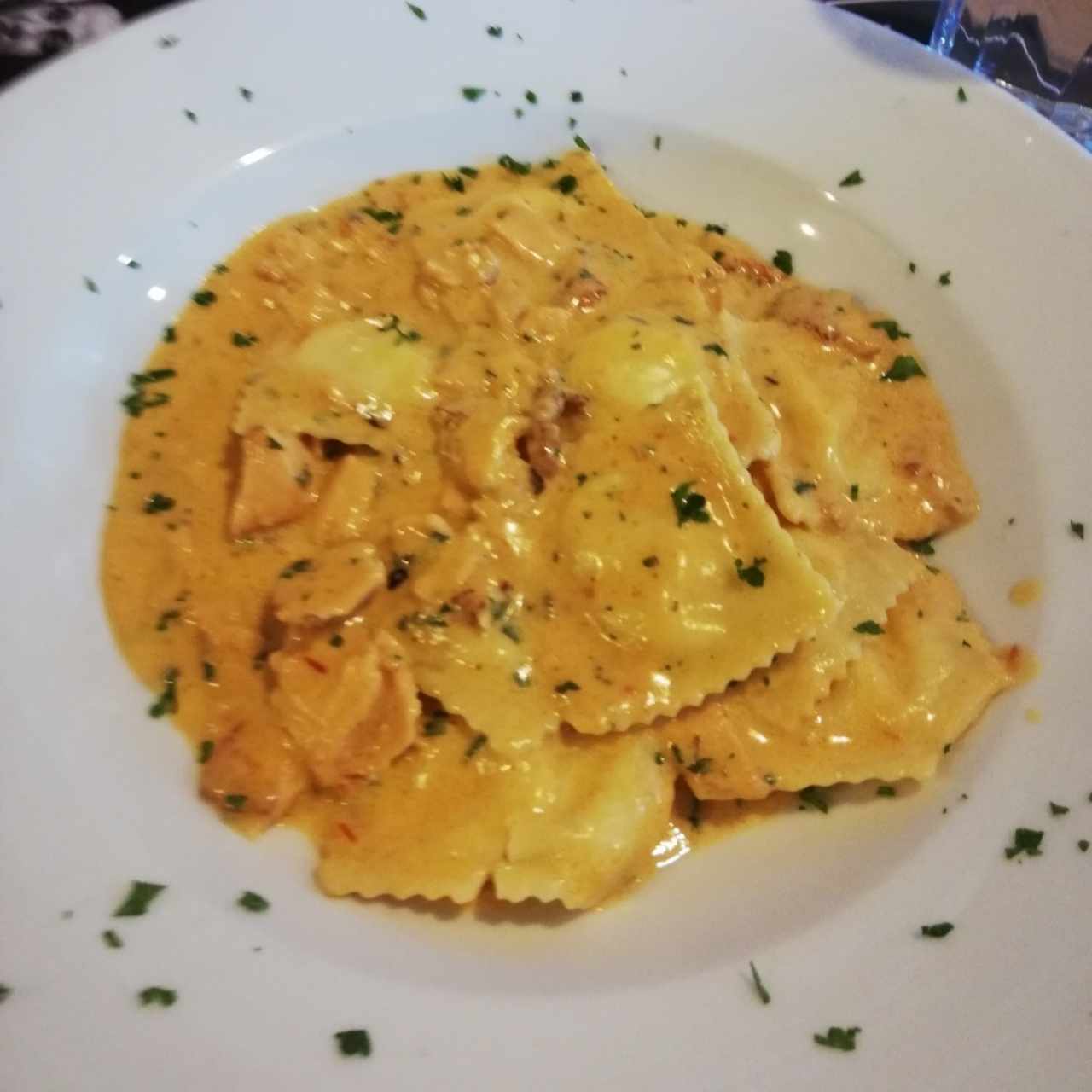 ravioli de salmon