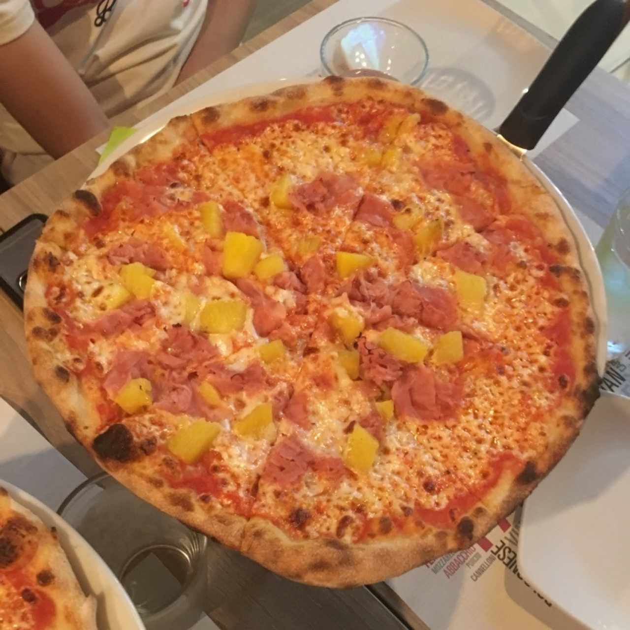 pizza hawaiana