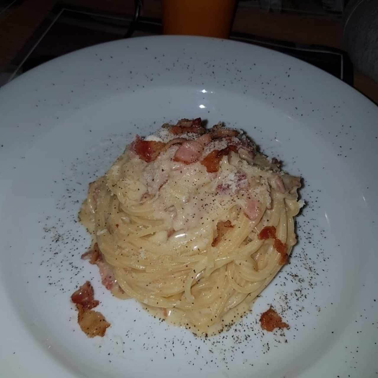 spaghetti a la carbonara