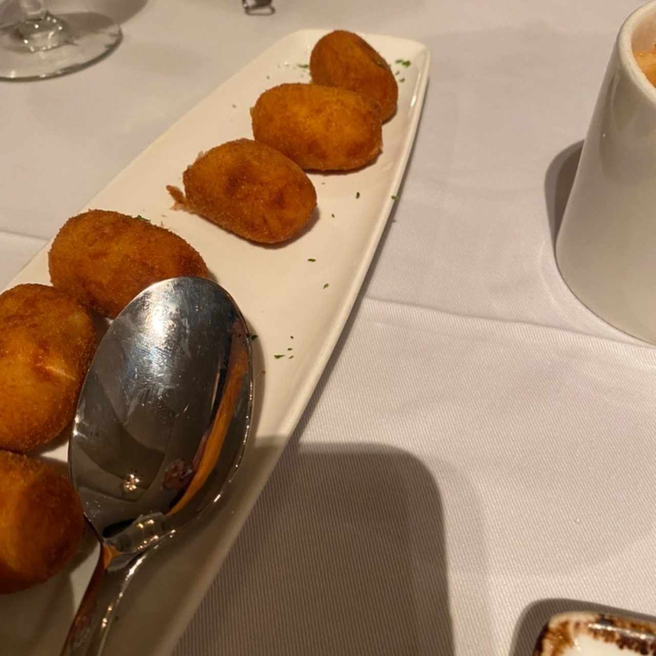 Croquetas de Bacalao o Croquetas de Jamon Serrano