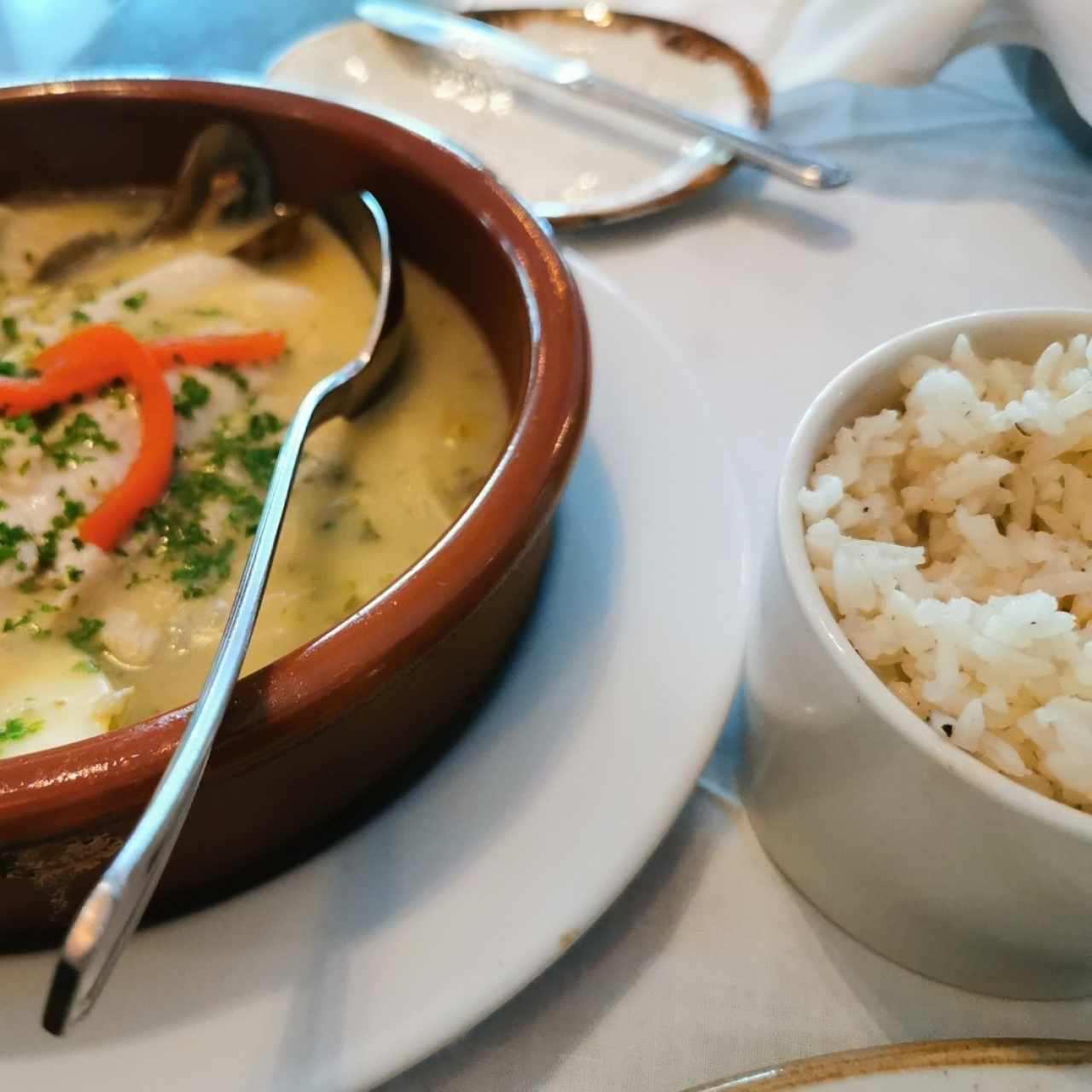 Corvina a la Vaz a con Arroz con coco 