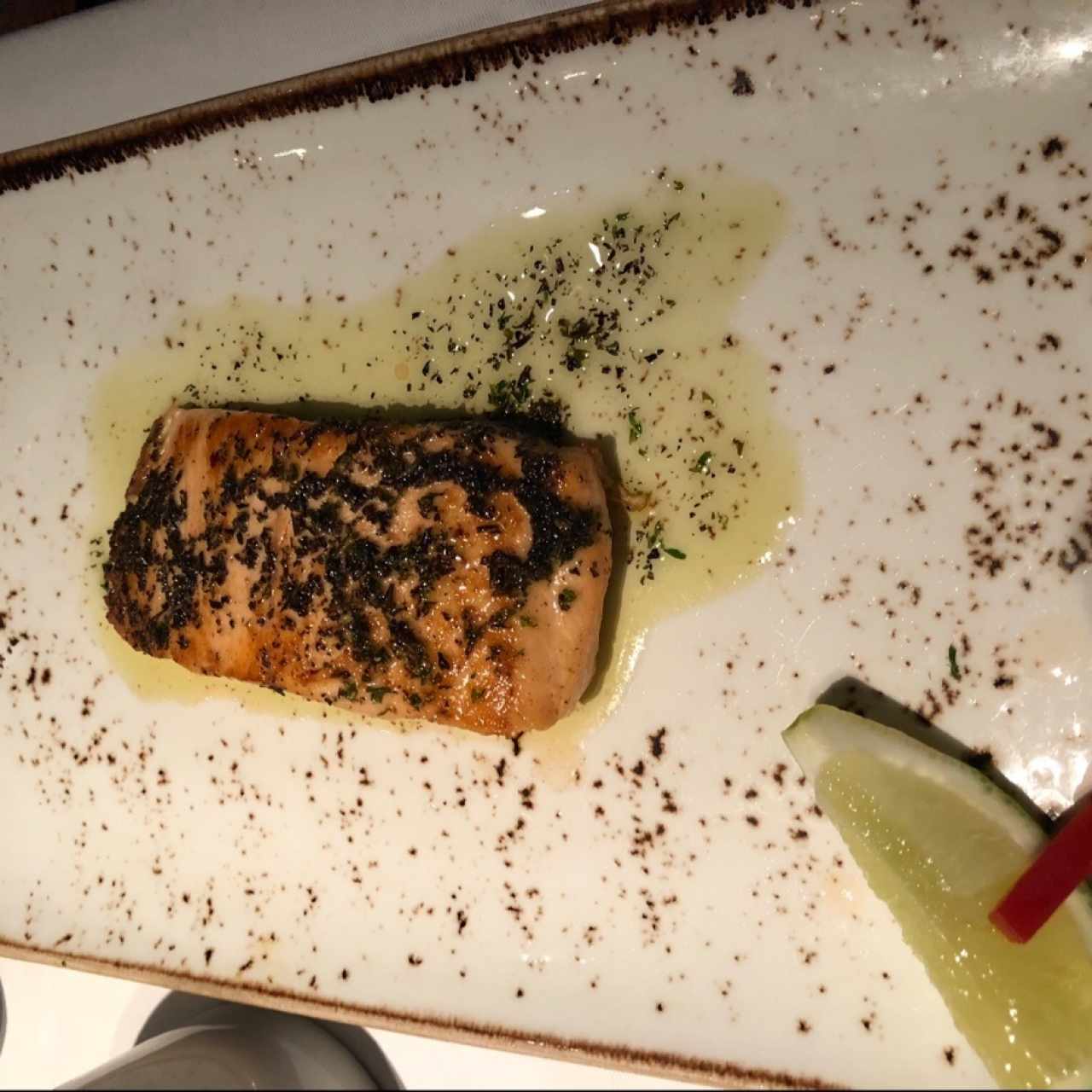 salmon en finas hierbas