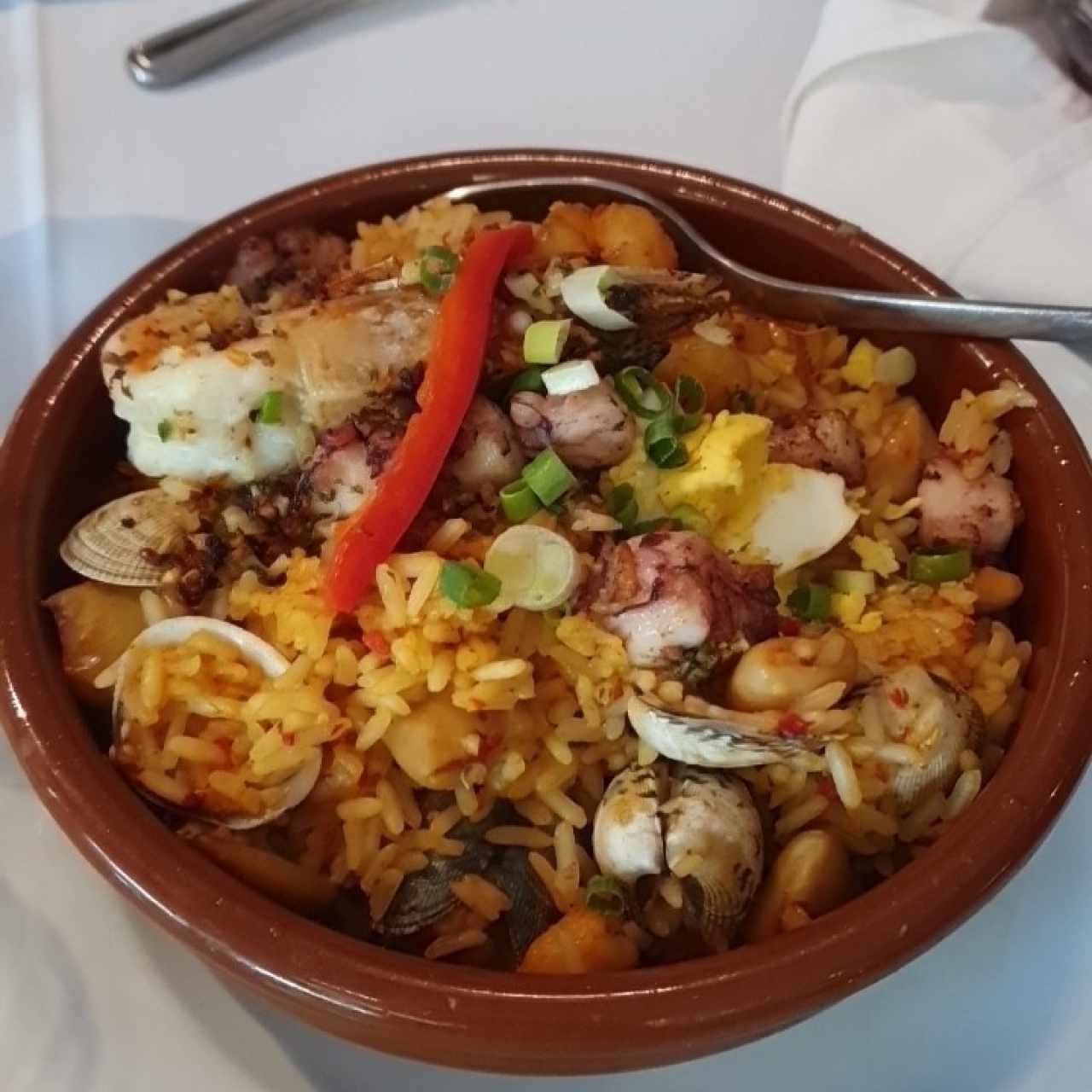 Platos Fuertes - Paella de Mariscos