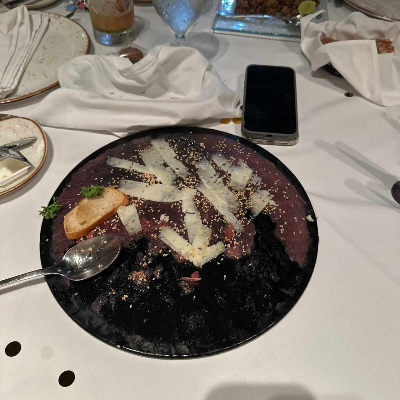 Carpaccio de Atún con Manchego