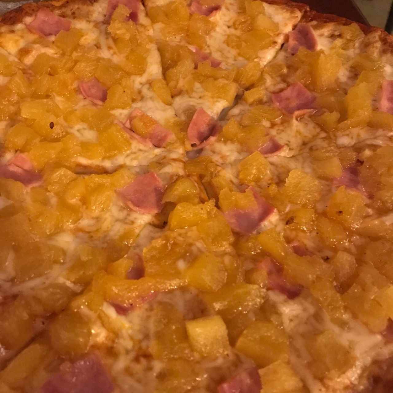 pizza hawaiana