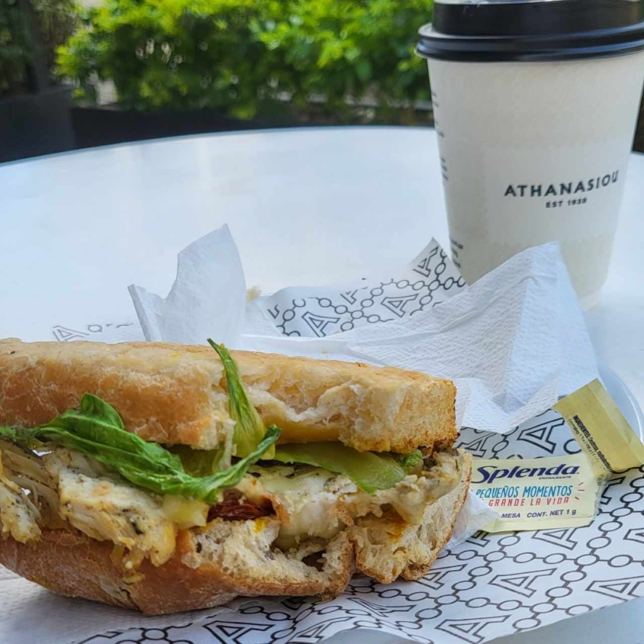 Panini de Pollo con Tomate Seco