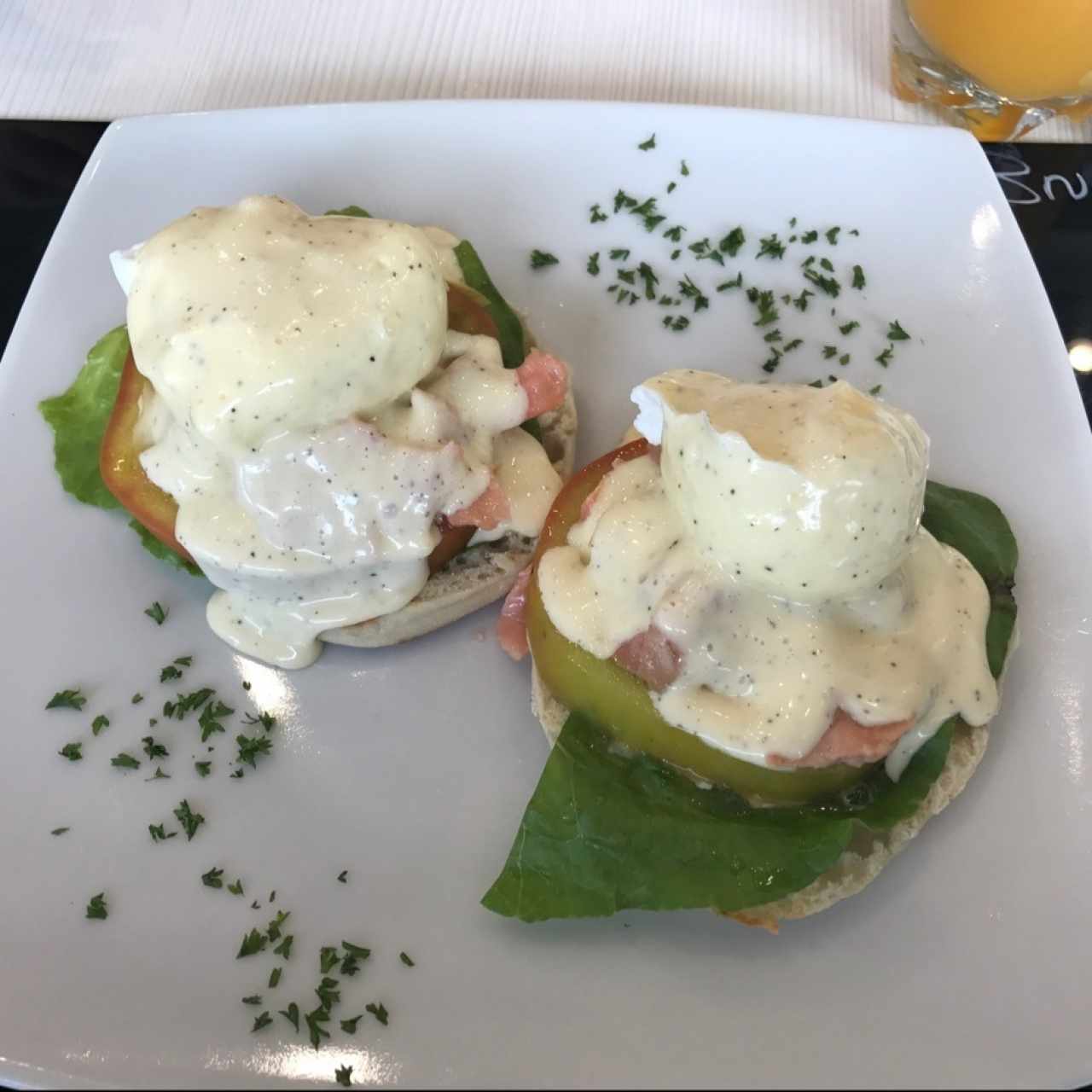 huevos benedictinos con salmon