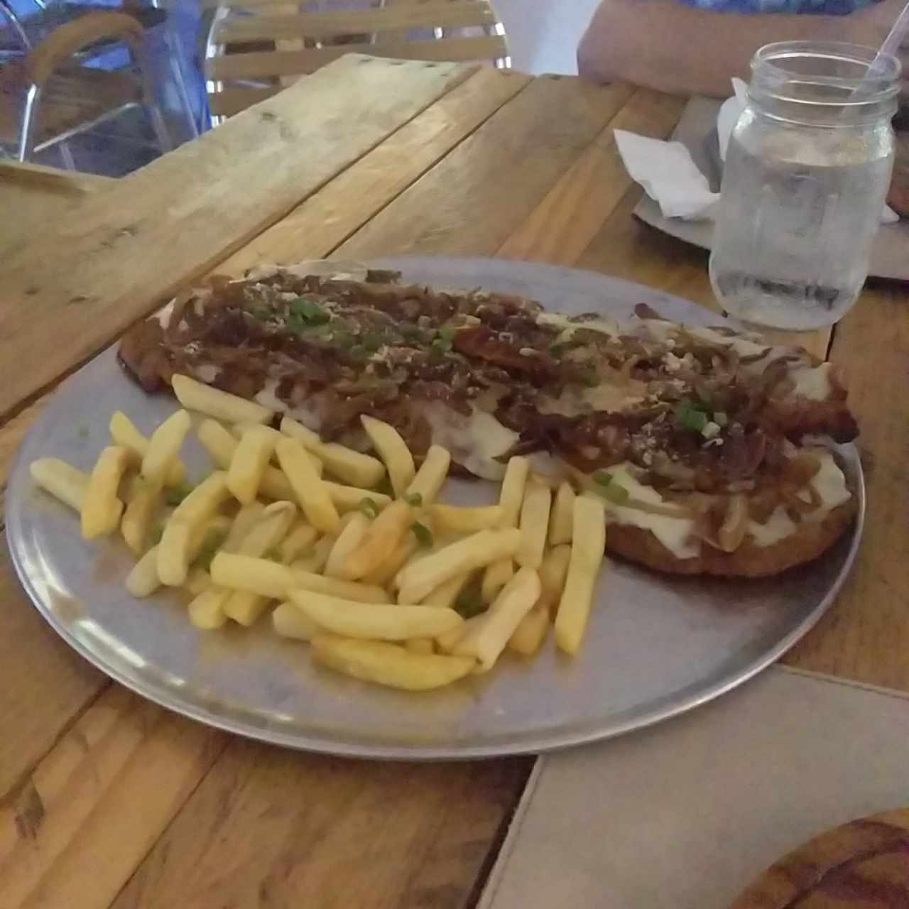 Platos fuertes - Milanesa fugazetta