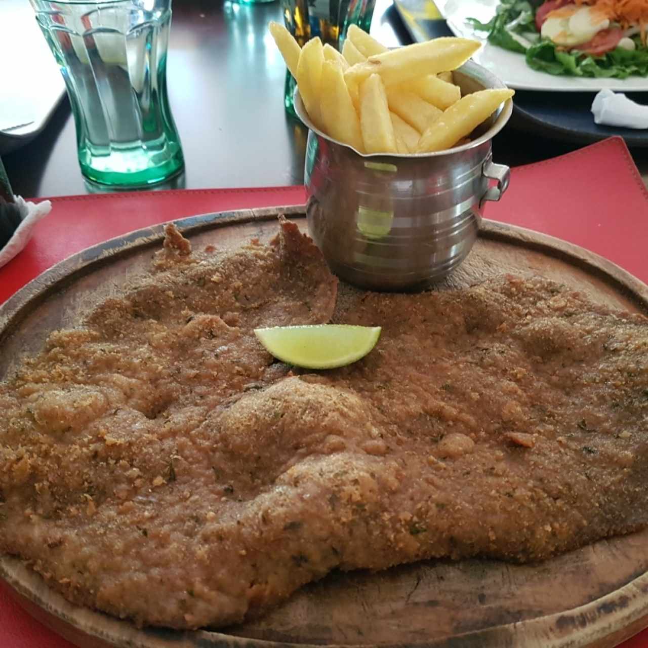 milanesa sencilla. media porción. 