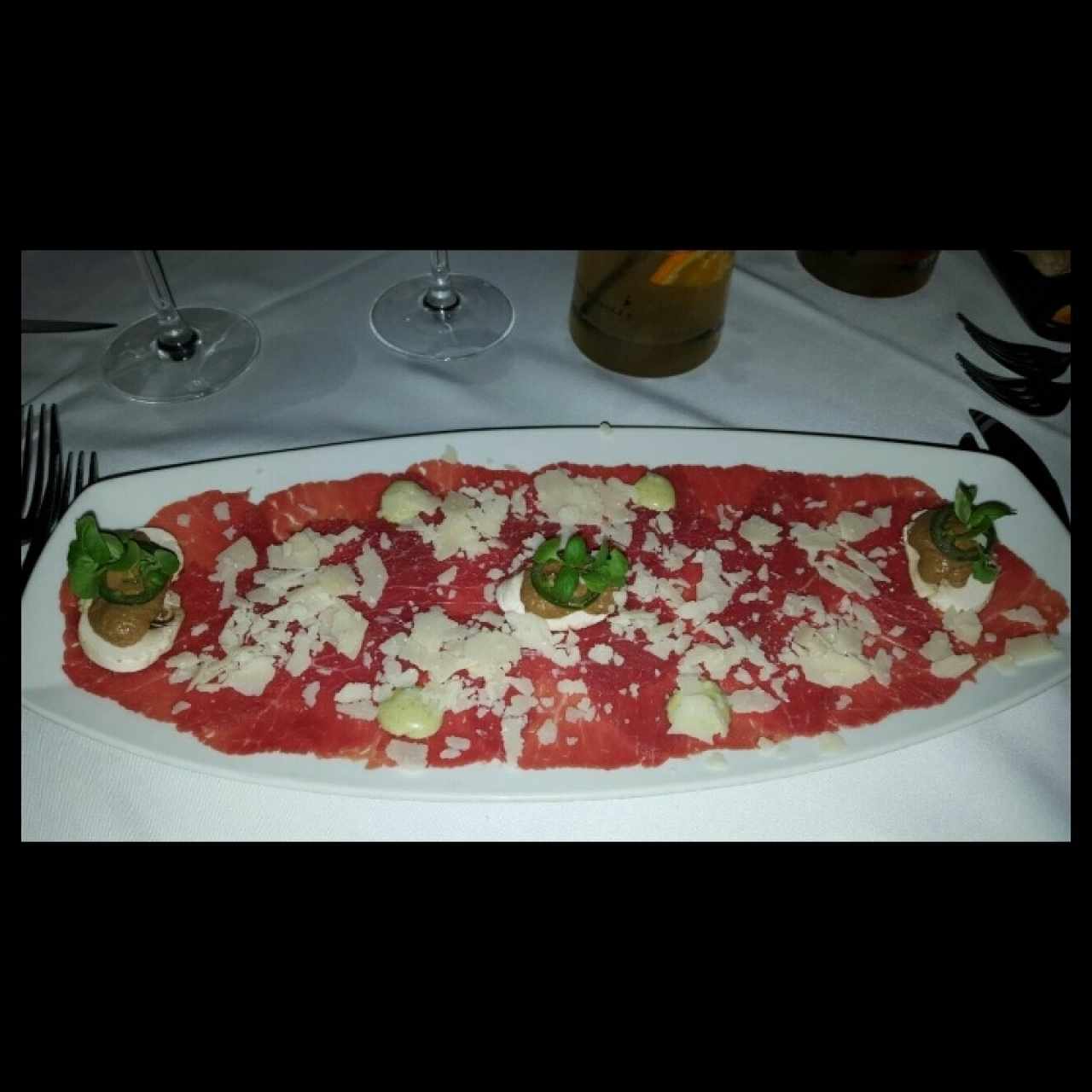 Carpaccio de lomito angus