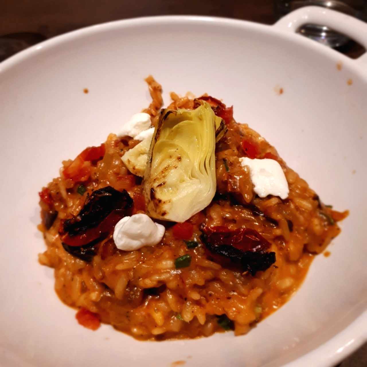 Risotto de tomates y queso de cabra