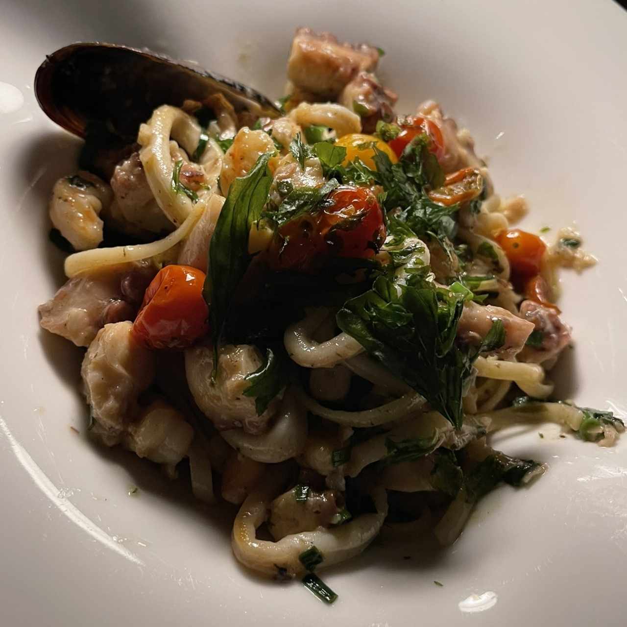 Linguini Aglio e Olio Frutto di Mare