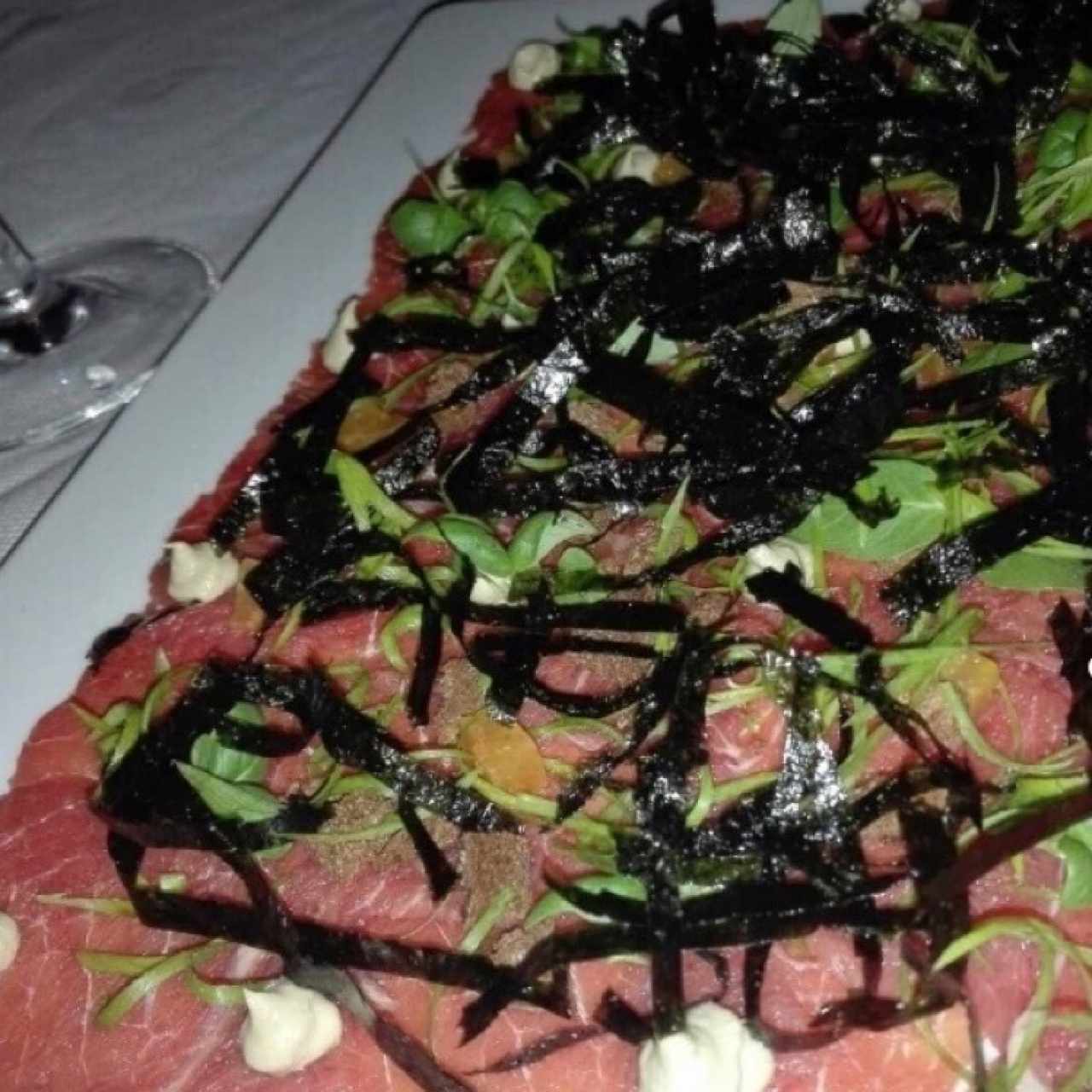 Carpaccio asiático de filete angus