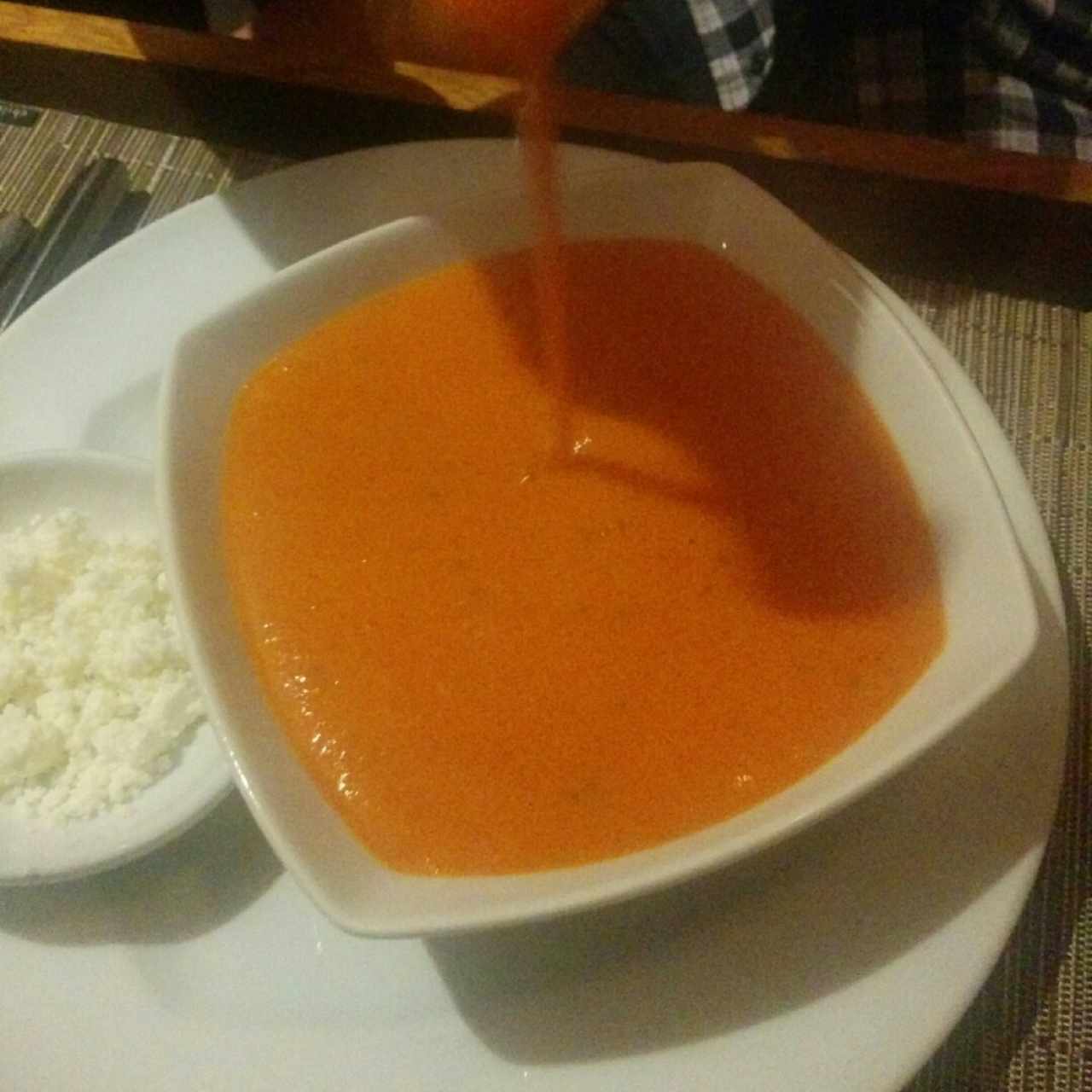 sopa de tomate