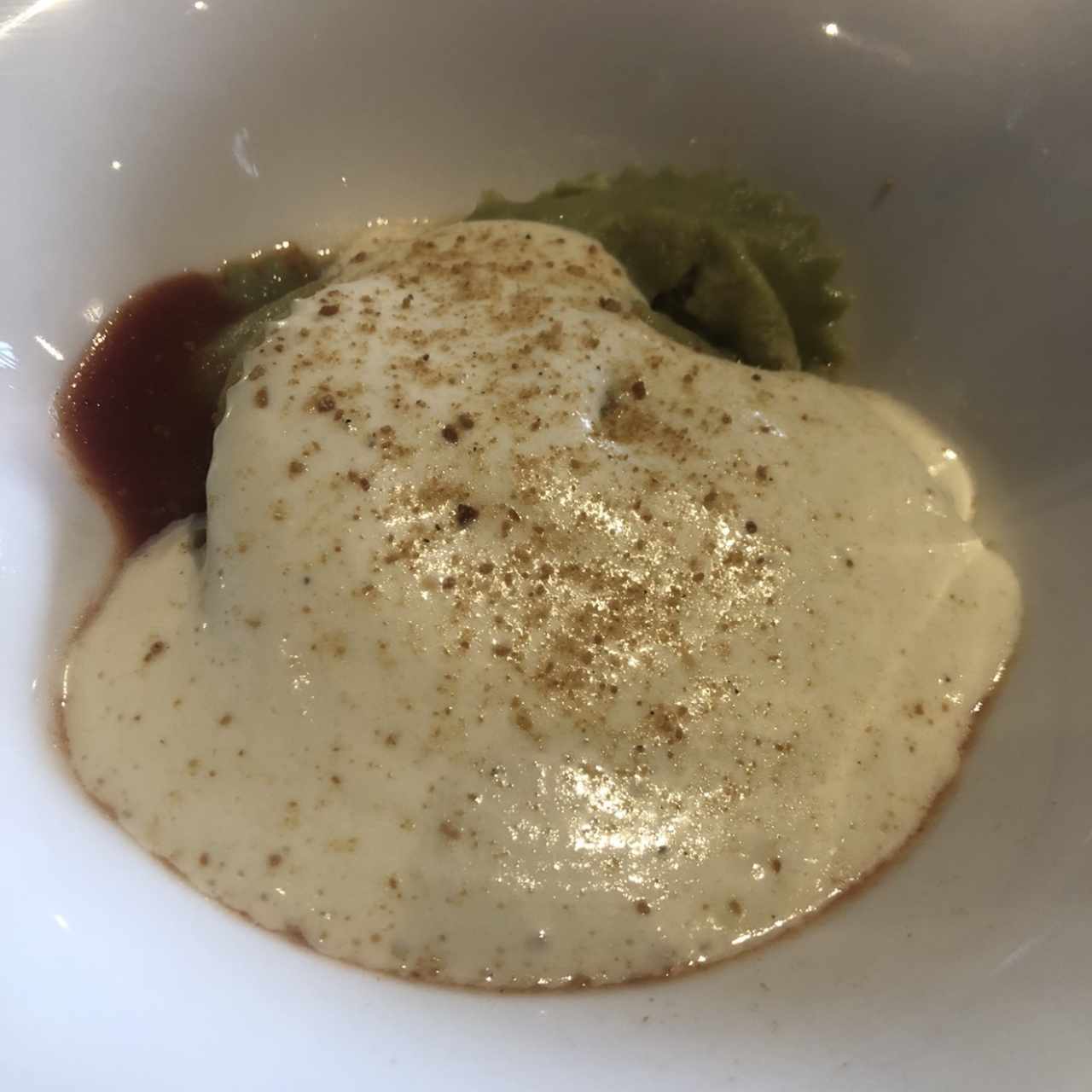 Ravioloni relleno de Burrata y Tomates Secos