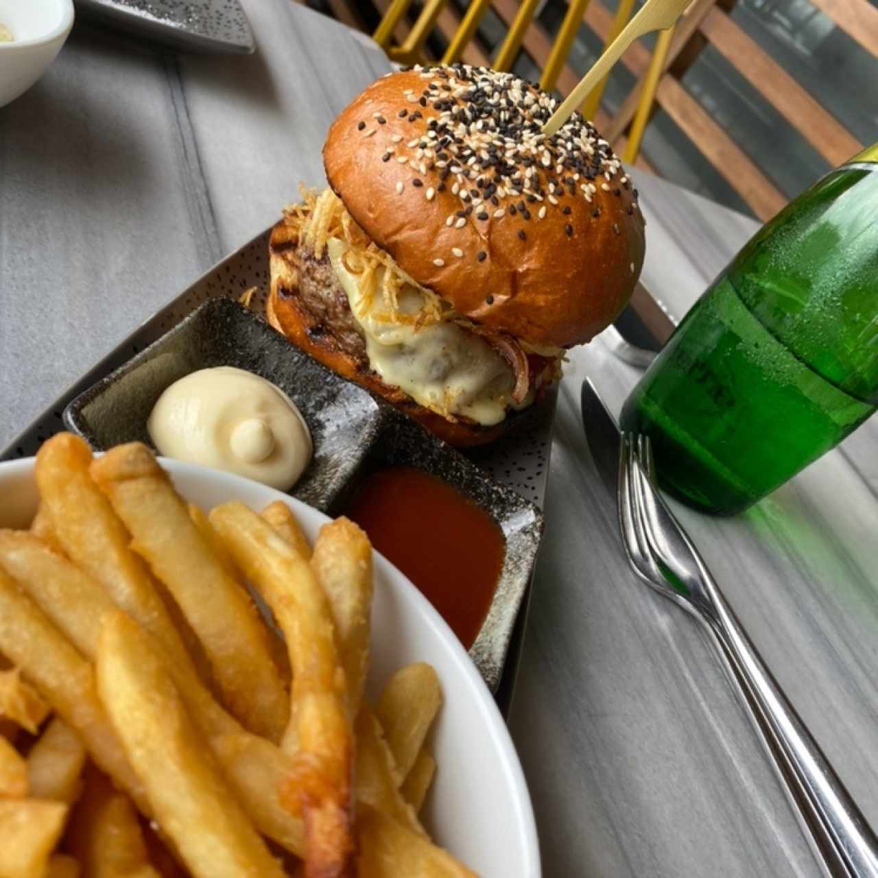 Hamburguesa Tribeca (Lunch Only)