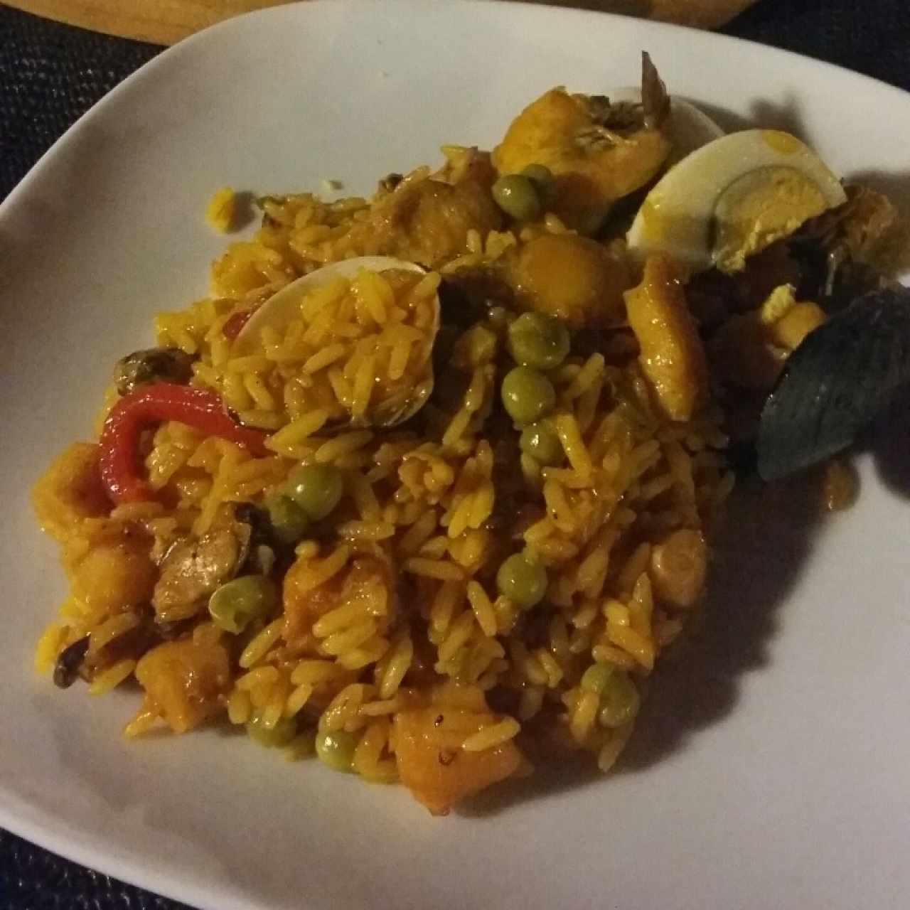 Paella español con grano largo!