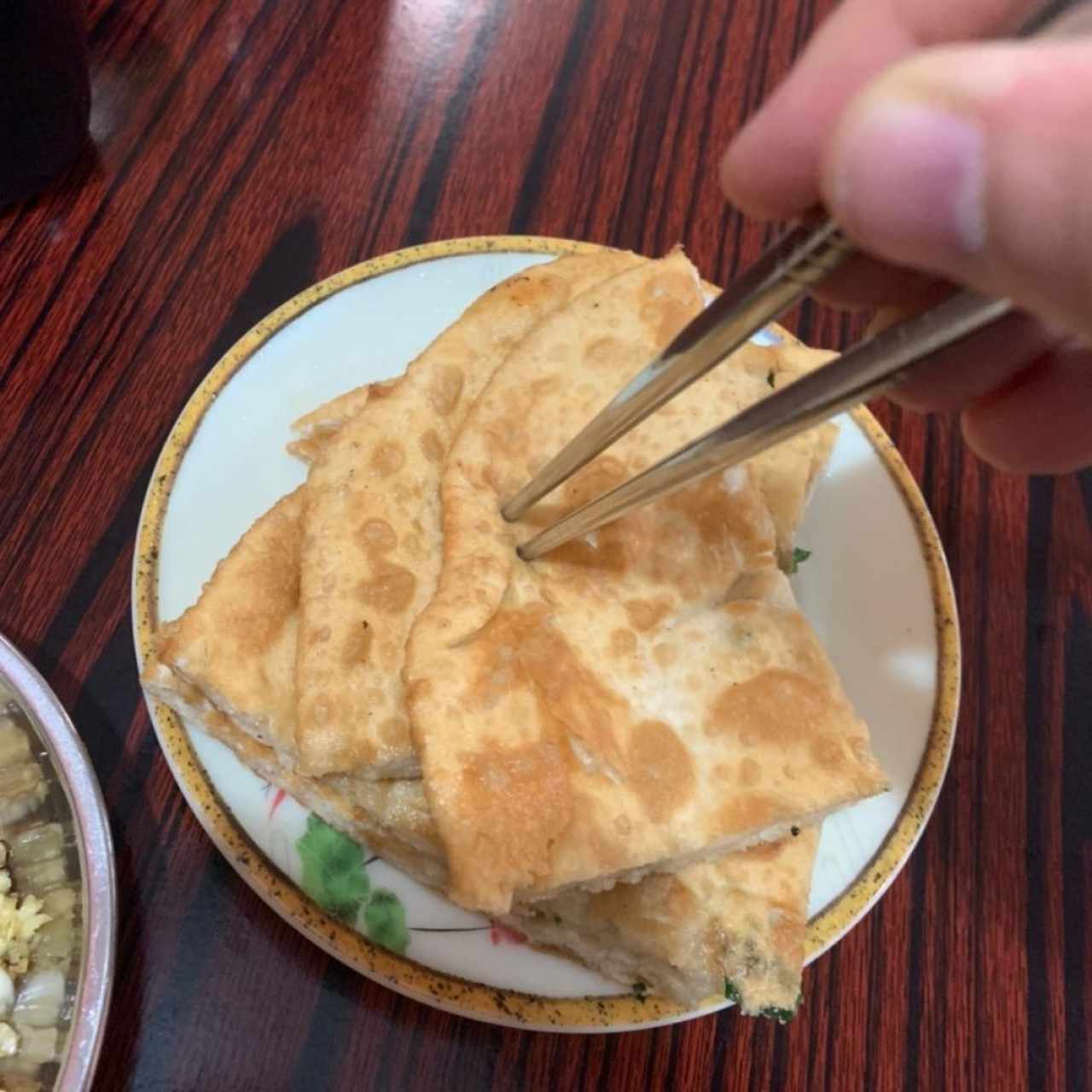 Hojaldre saladas con cebollina 