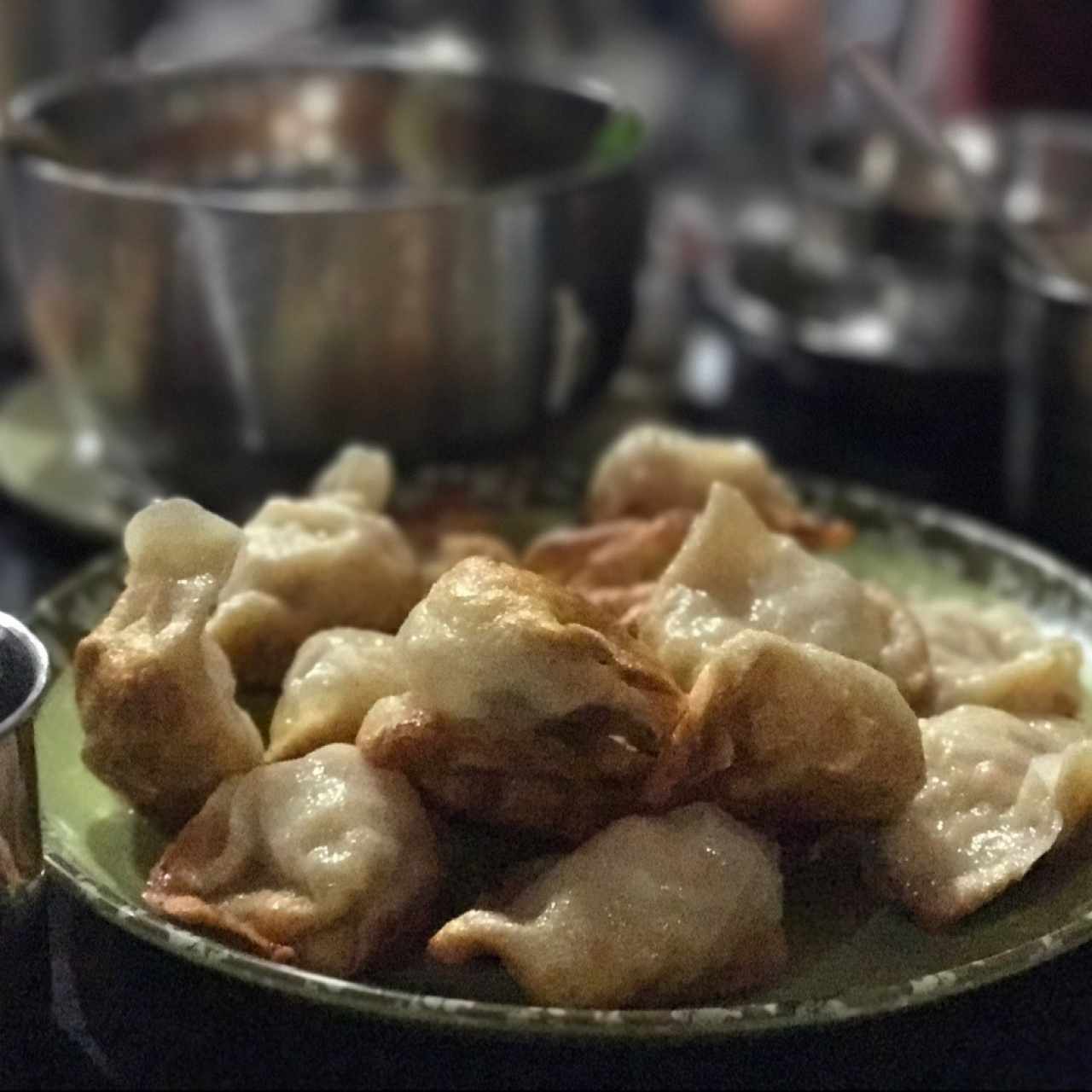 Dumplings de pollo frito