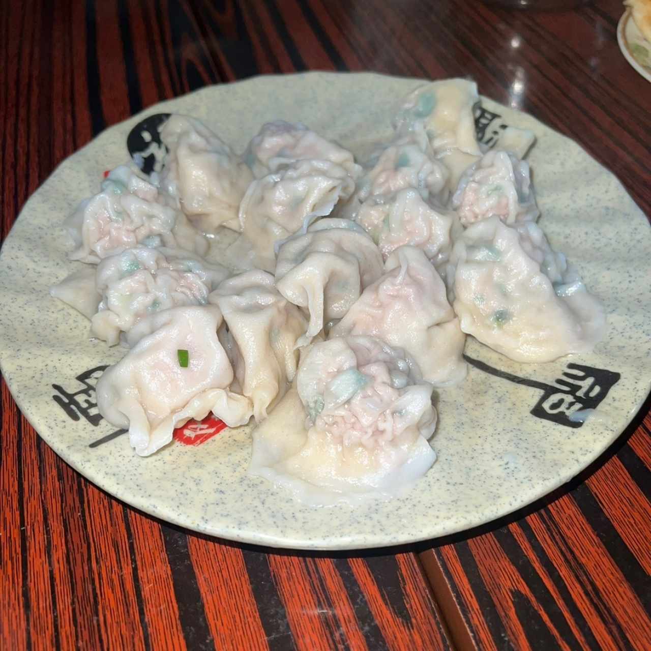 Dumplings de cerdo y cebollina