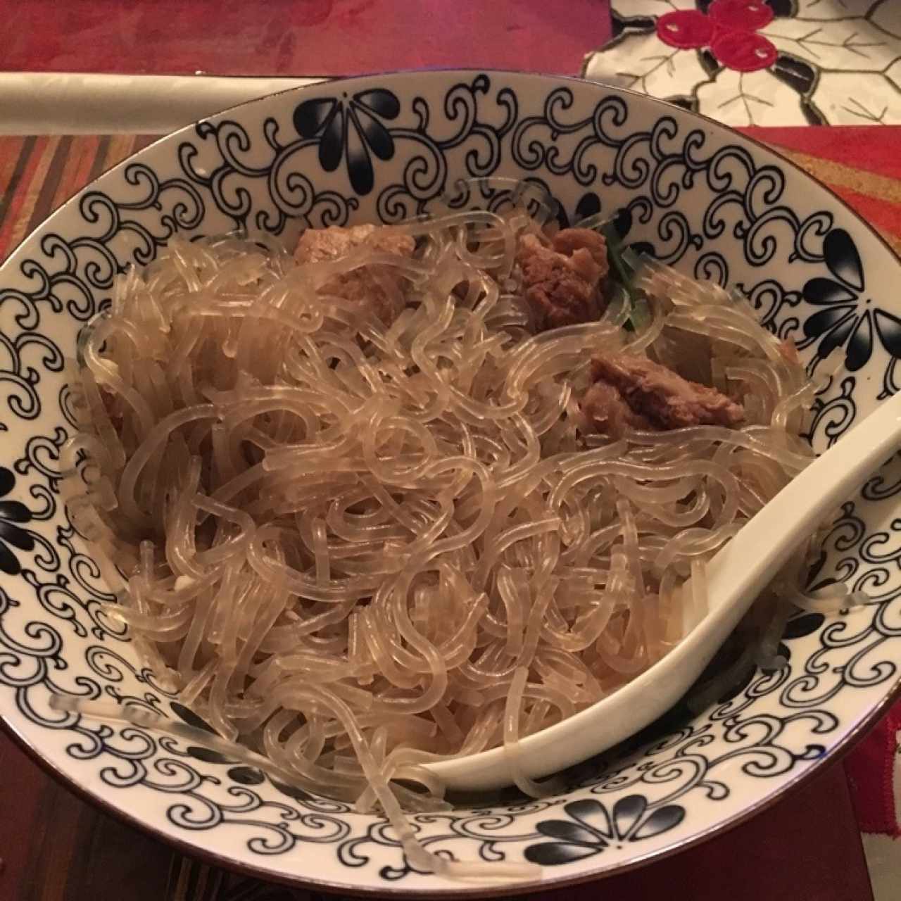 Sopa de Carne de Falda con fideos transparentes