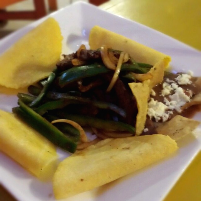 Fajitas de Carne con Tortilla de Maíz