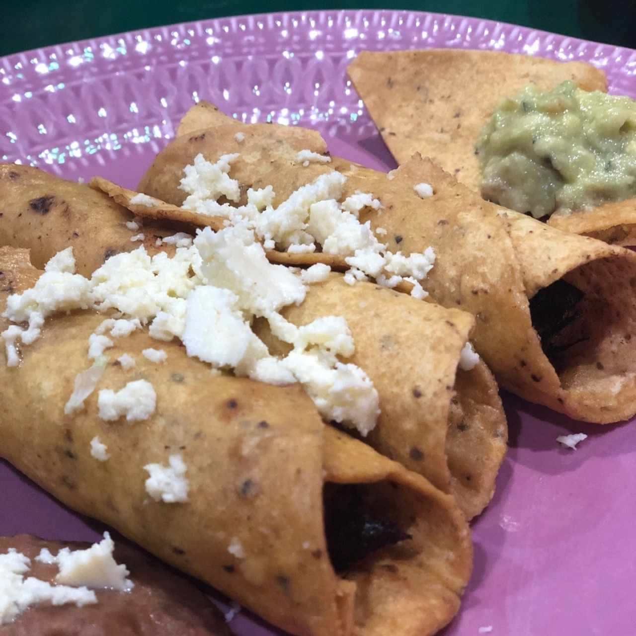 tacos fritos de pollo