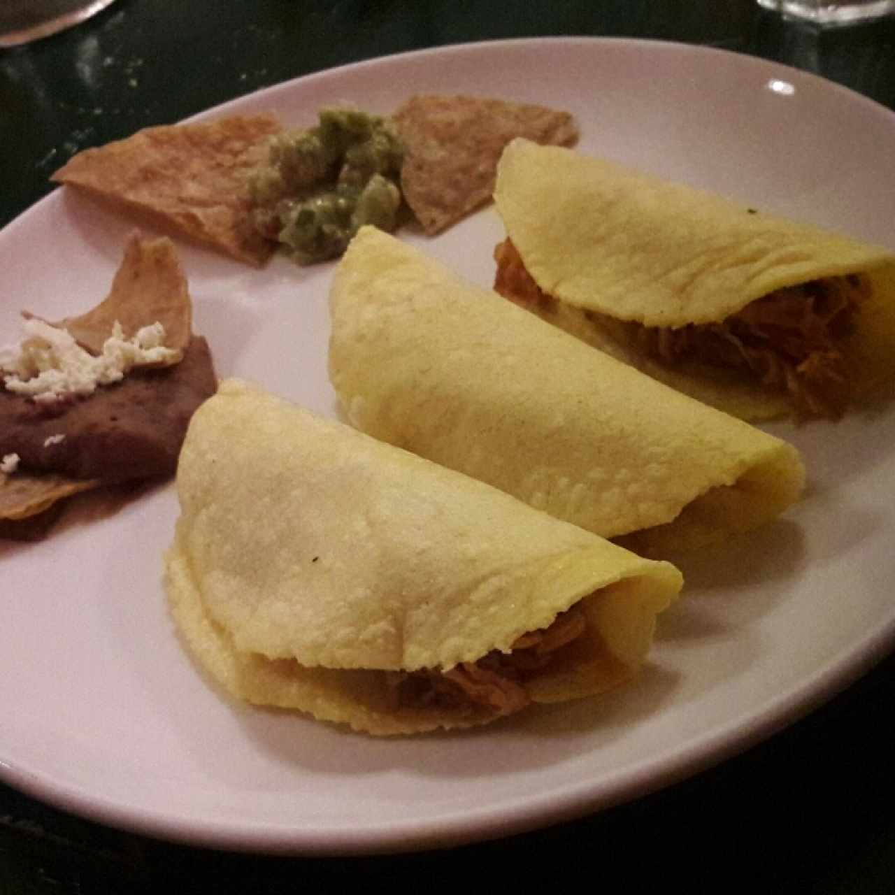 Tacos suaves de Pollo