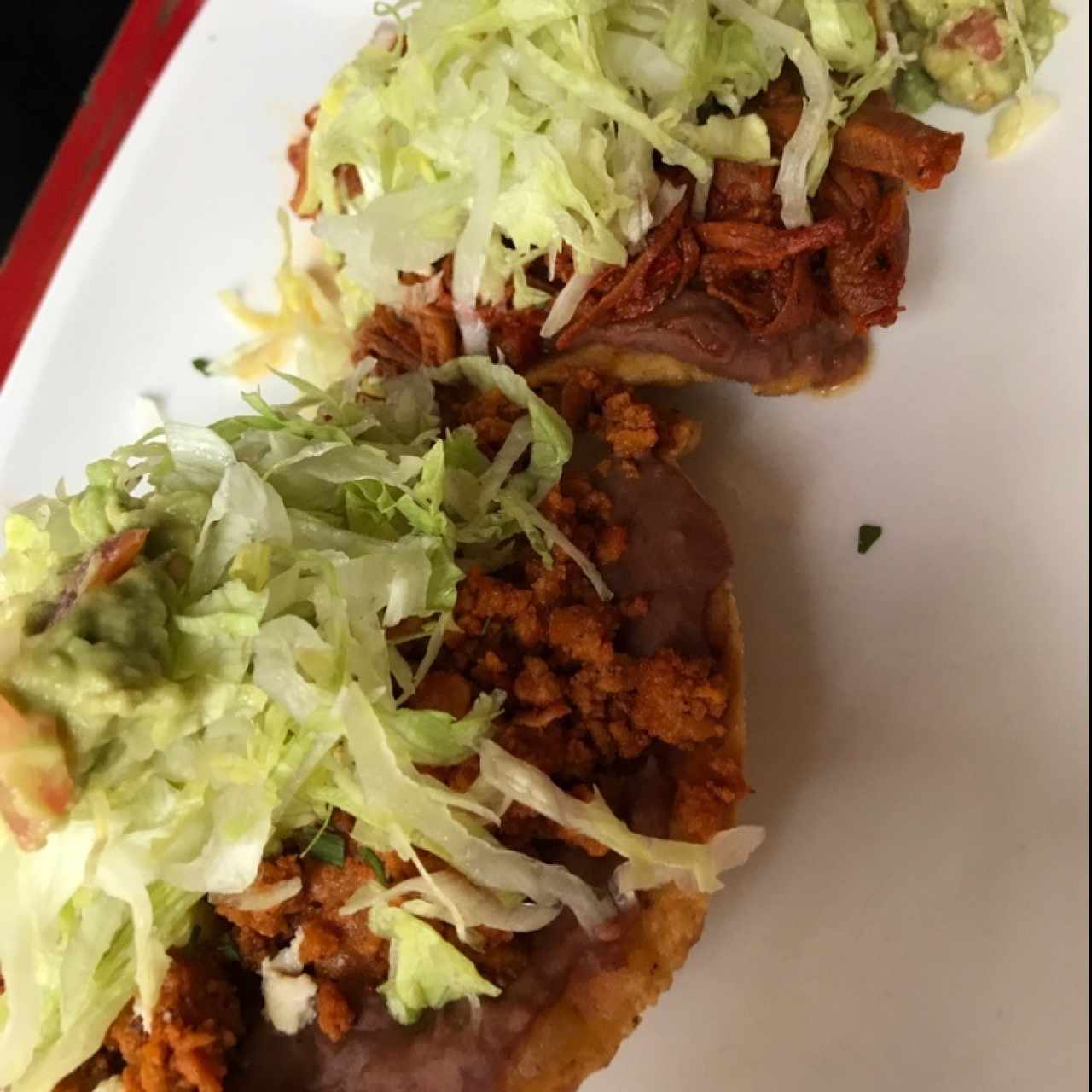 tostadas de carne y chorizo