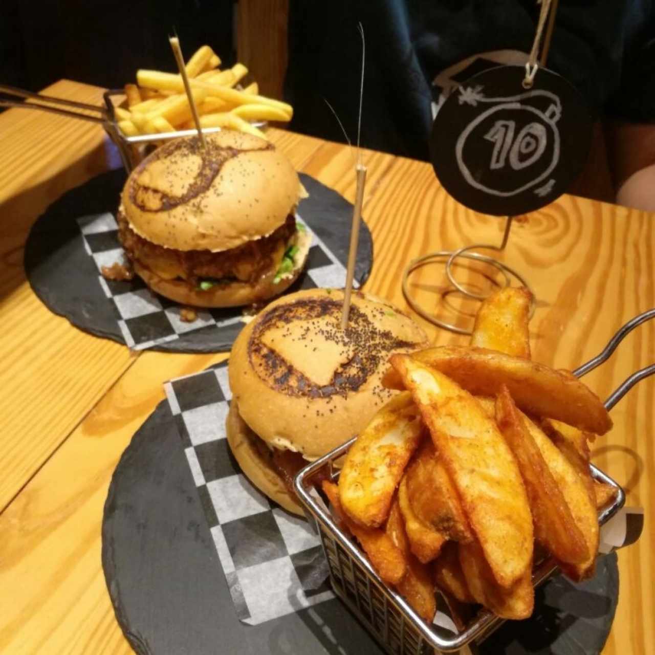 La Bomburger 