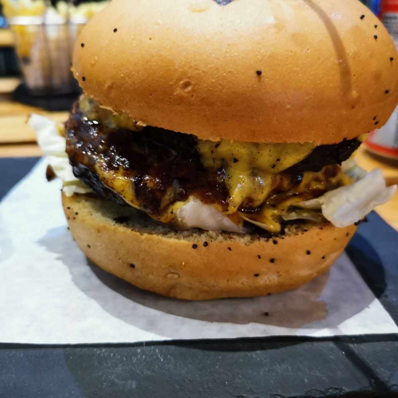 Bombburger